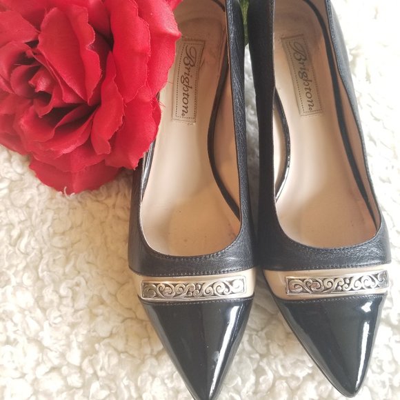 Brighton Shoes - Brighton Cap-toe Comfy Pumps